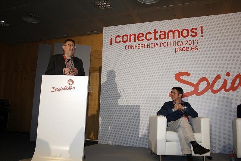 El secretario general del PSPV, Ximo Puig, interviene en un acto durante la Conferencia Política del PSOE.