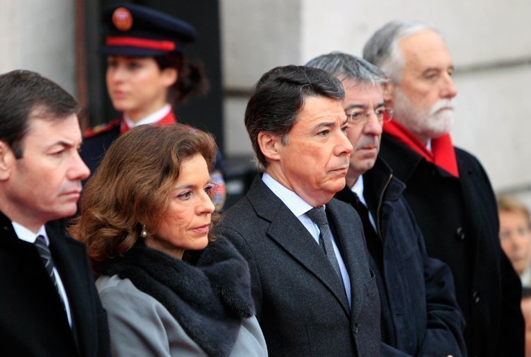 De izquierda a derecha: Tomás Gómez, Ana Botella, Ignacio González, Gregorio Gordo y Luis de Velasco.