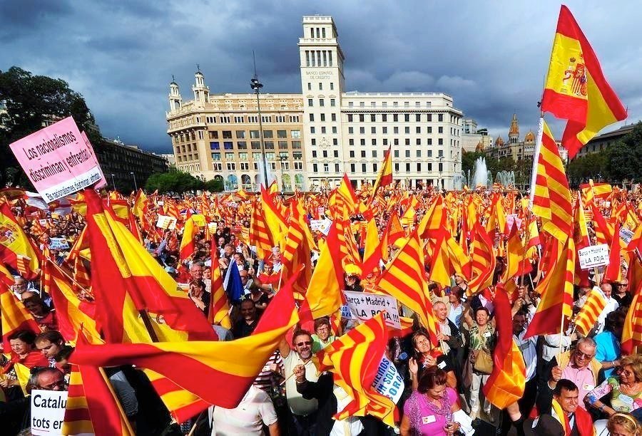 Manifestación a favor de la permanencia de Cataluña en España, el pasado 12 de octubre en Barcelona.