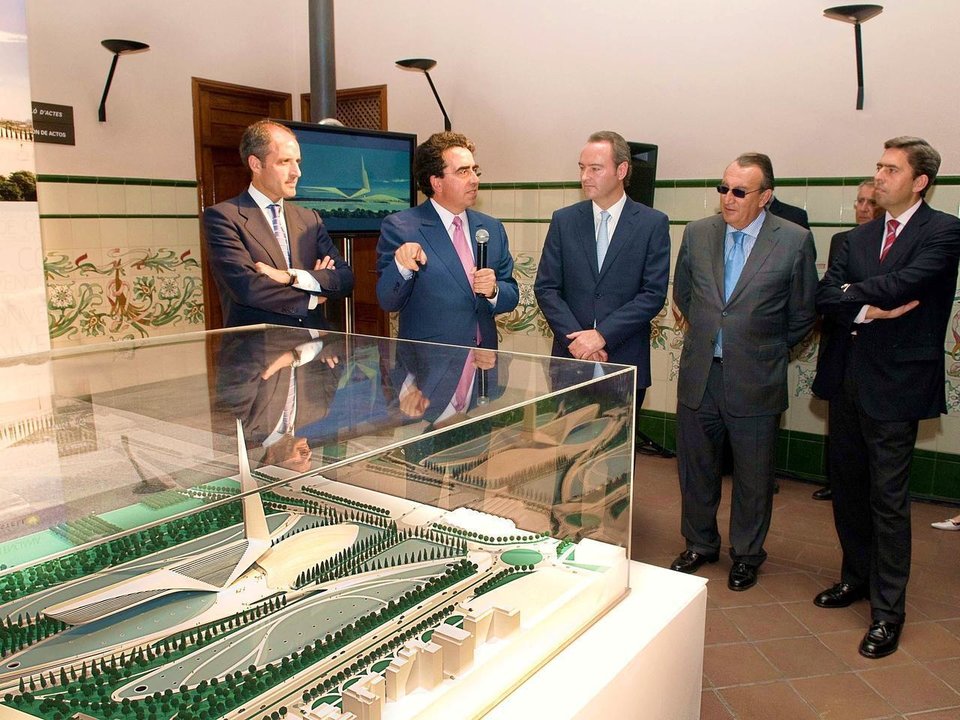 El arquitecto Santiago Calatrava presenta la maqueta del Centro de Convenciones de Castellón.
