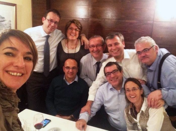 Foto que se hicieron varios diputados de CiU en la sidrería Zerain de Madrid.