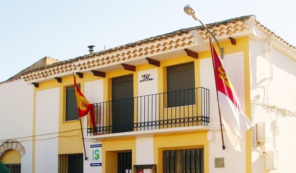 Ayuntamiento de Solera de Gabaldón (Cuenca), de sólo 25 habitantes.