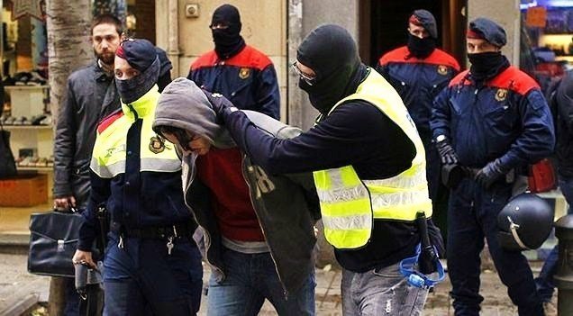 Los Mossos d&#39;Esquadra detienen a un anarquista acusado de terrorismo.