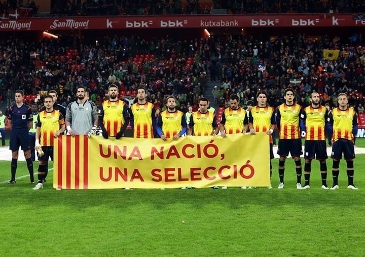 Selección catalana de fútbol en el último amistoso con el combinado vasco.
