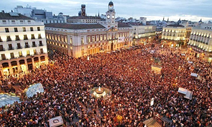 Concentración del 15-M en la Puerta del Sol en 2011.