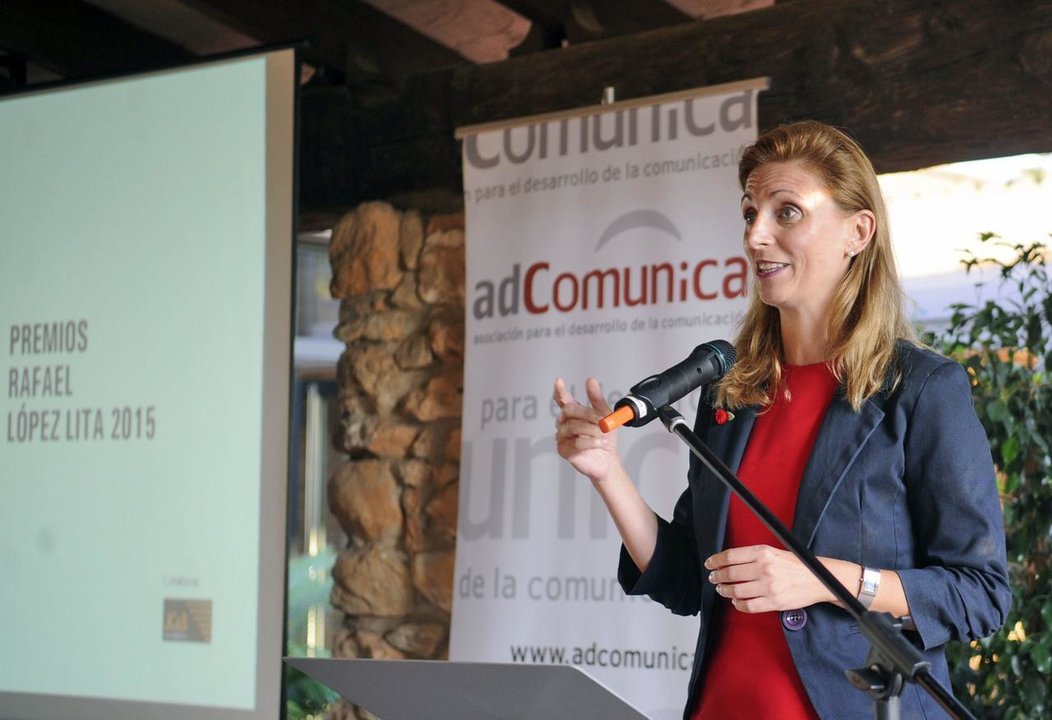 La alcaldesa de Castellón durante un acto de la Asociación para el Desarrollo de la Comunicación (adComunica)