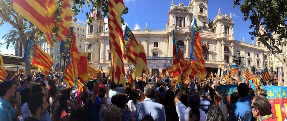Protesta del 19 de septiembre frente al Ayuntamiento de Valencia