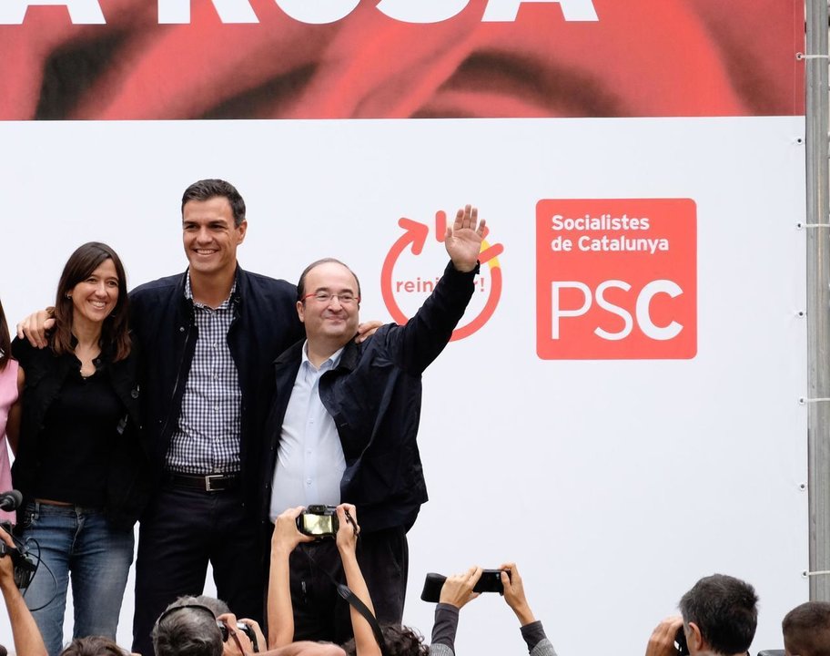 Nuria Parlón, Pedro Sánchez y Miquel Iceta, en un acto del PSC.