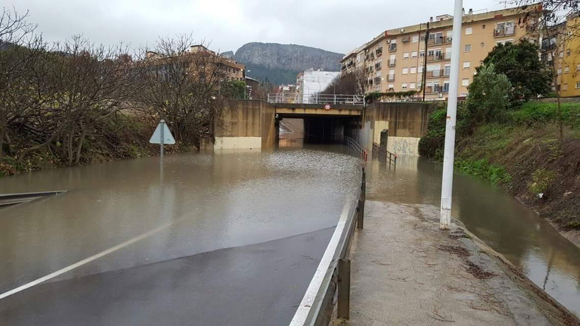 Inundación en Játiva, Valencia (Foto: @RodenasTormo).