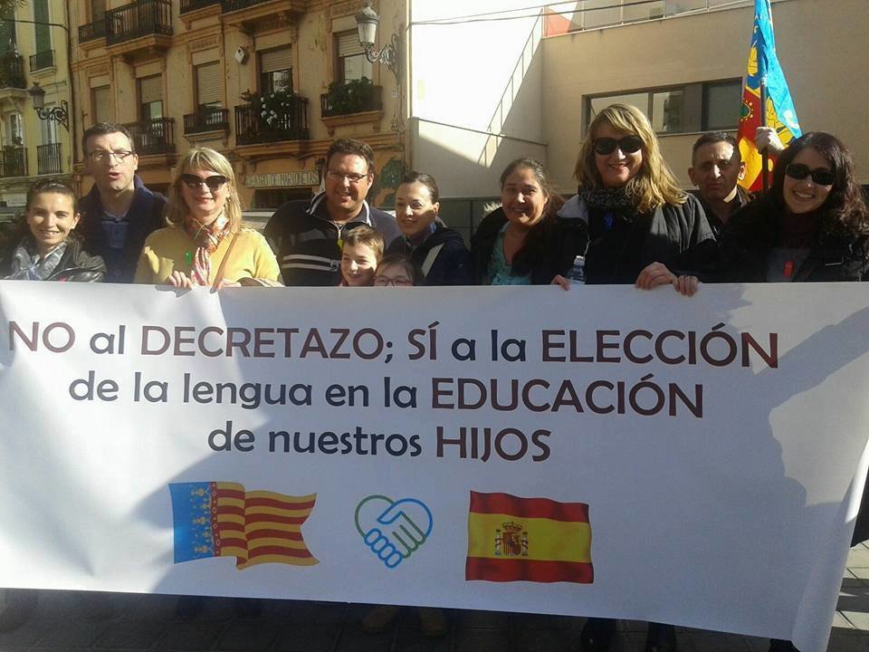 Manifestación contra el decreto de enseñanza plurilingüe de la Generalitat Valenciana.