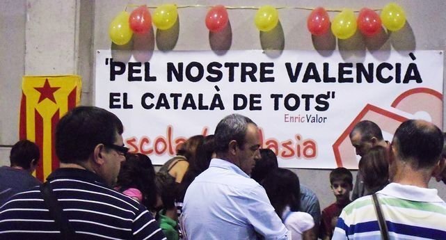 Actos catalanistas en una escuela en Valencia