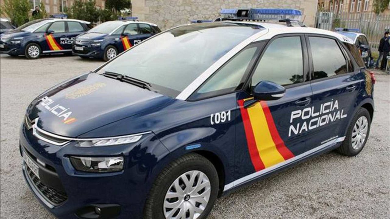 Un coche de Policía Nacional, en una imagen de archivo.