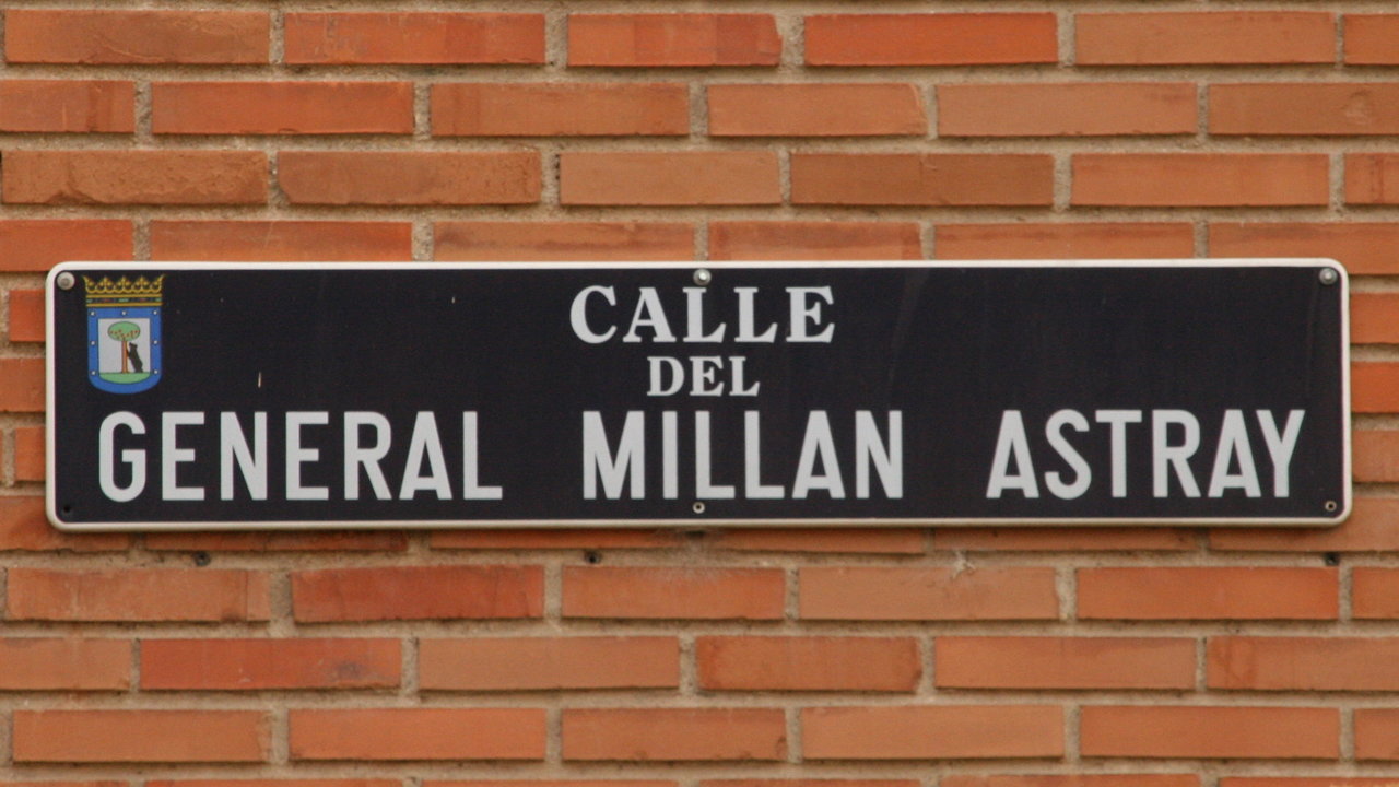 Placa de la calle General Millán Astray en Madrid