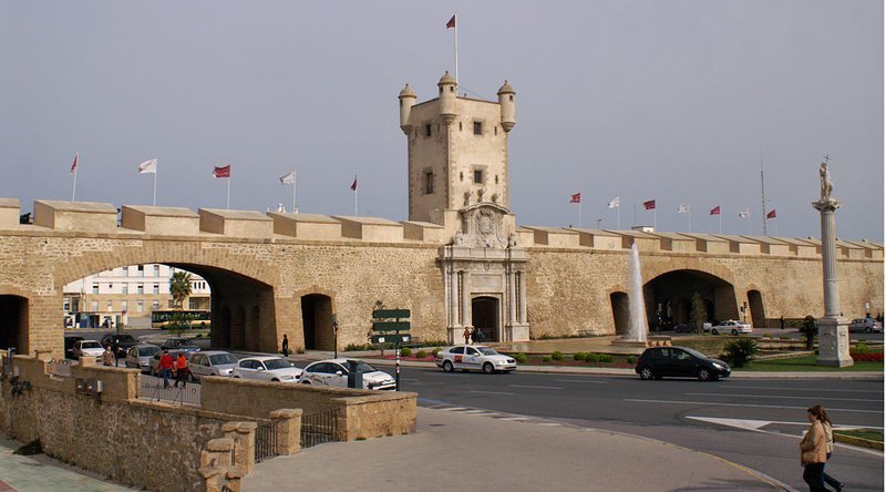 Murallas de Puerta Tierra, Cádiz.