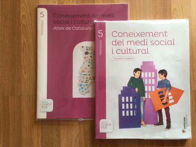Libro de &#39;Coneixement del medi social i cultural&#39; de Cataluña, 5º de E.P