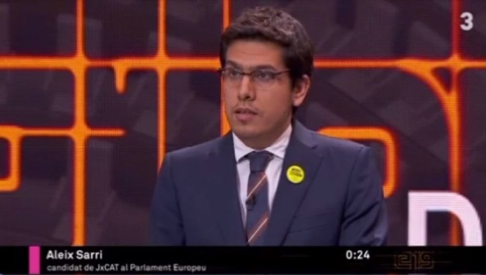 Aleix Sarri (JxCat) se marcha en pleno debate de TV3