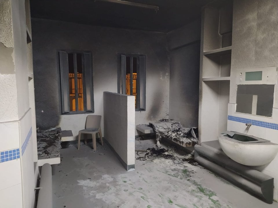 Celda de la cárcel de Alcalá-Meco tras el incendio.