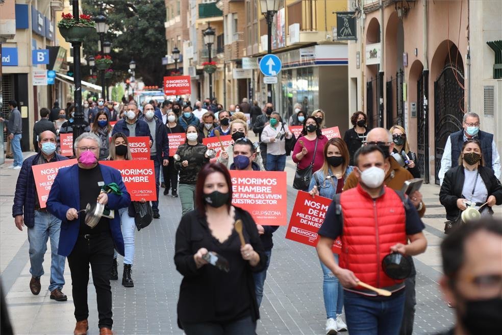 Protesta del sector hostelero por el centro de Castellón, el 4 de febrero