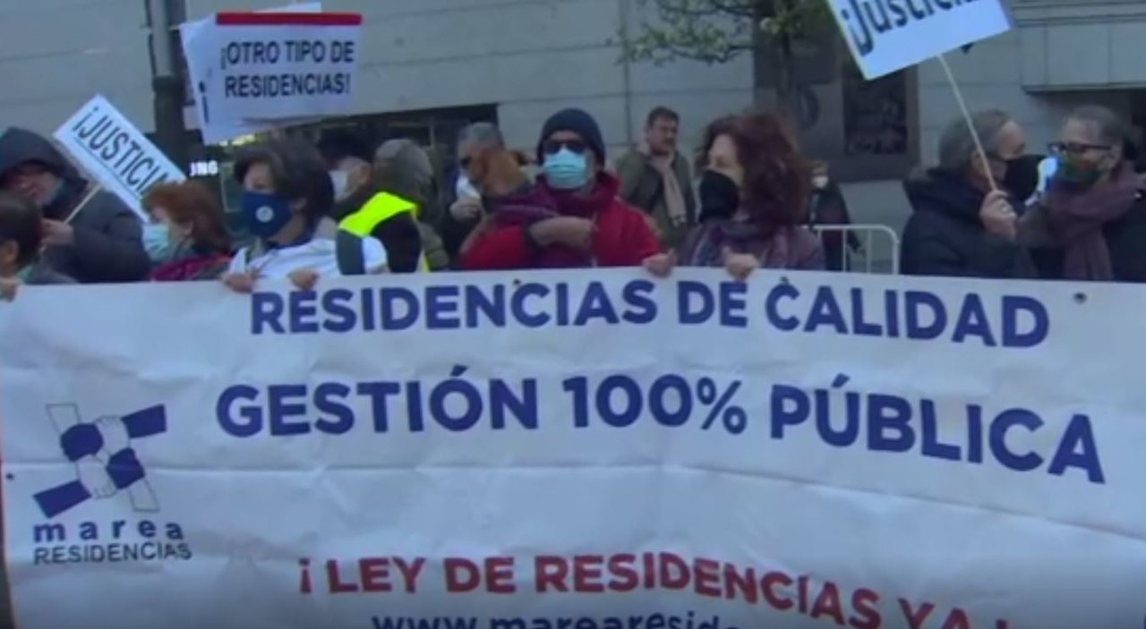 Manifestación contra la gestión de las residencias de ancianos durante la pandemia. 