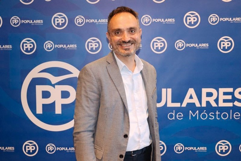 Manuel Bautista, candidato del PP a la alcaldía de Móstoles para la s elecciones del 2023