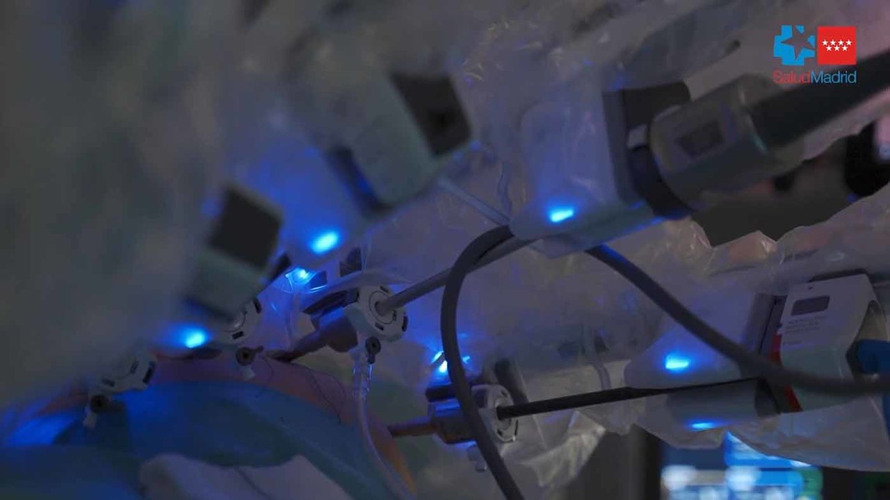 Hospital de Villalba incorpora un robot quirúrgico para intervenciones poco invasivas en procesos oncológicos complejos
COMUNIDAD DE MADRID
24/4/2023