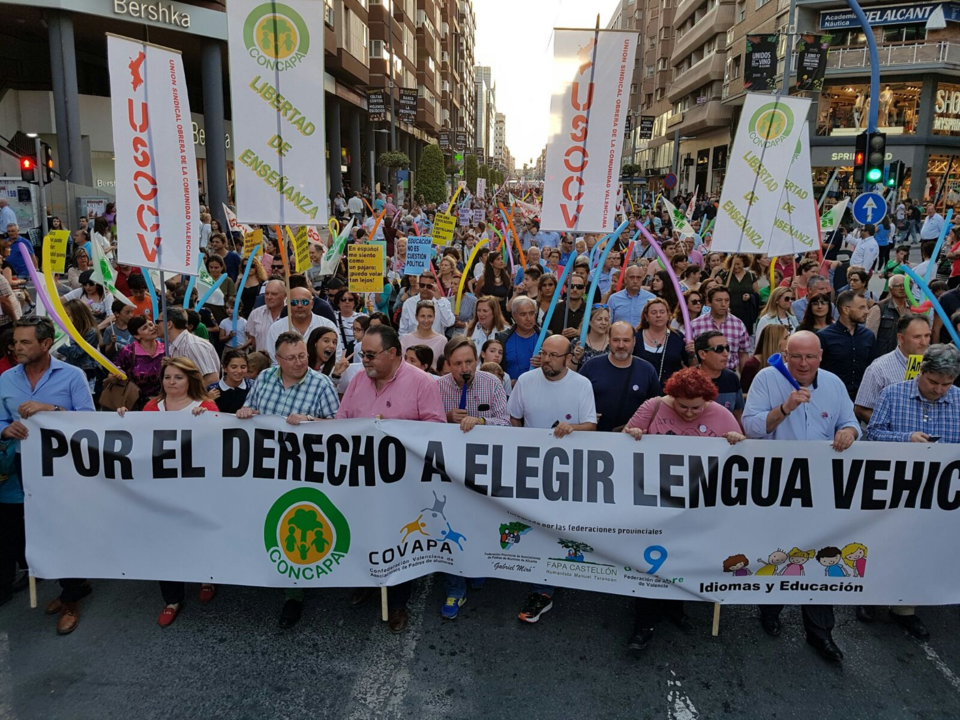 Manifestacion en Valencia contra  la imposición del valenciano