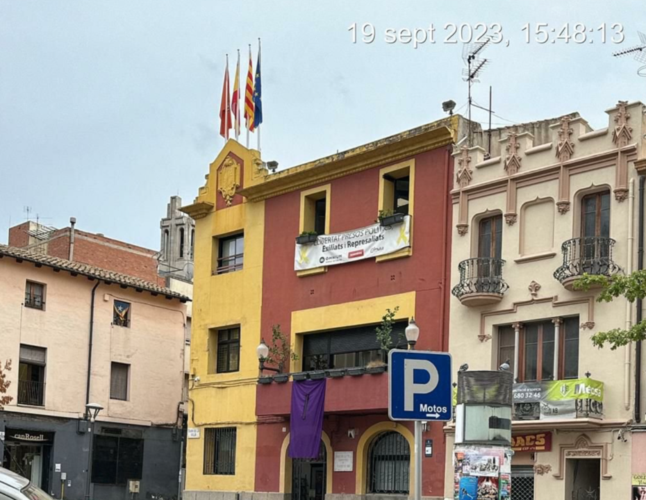 La bandera de España en Molins de Rei.