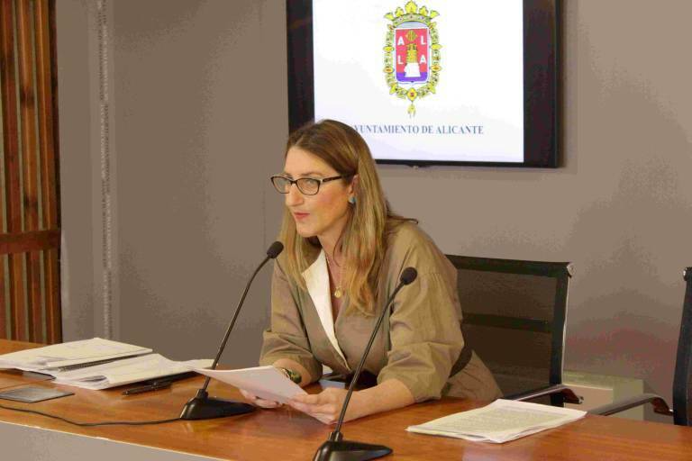 Mari Carmen de España, concejala de Empleo de Alicante