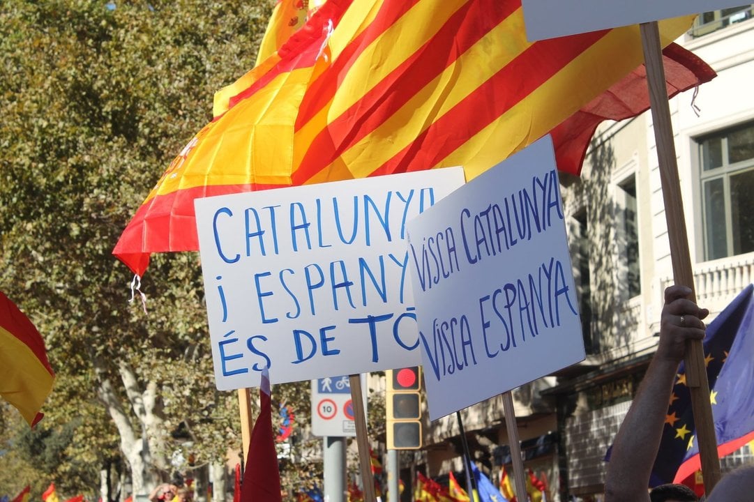 Manifestación en Barcelona contra la independencia (Foto- Aurelio Ruiz Enebral).