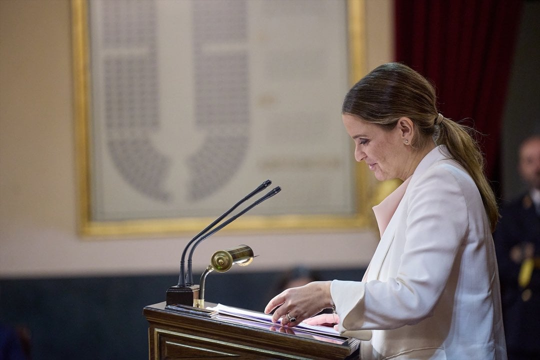 La presidenta de Baleares, Marga Prohens, interviene durante un debate tras la Comisión General de las Comunidades Autónomas, en el Senado, a 19 de octubre de 2023, en Madrid (España). 