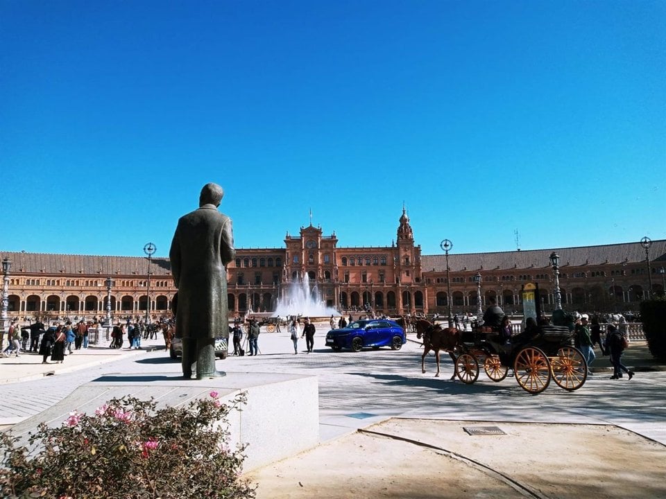 Patrimonio del Estado restaurará artesonados de la Plaza de España en Sevilla 