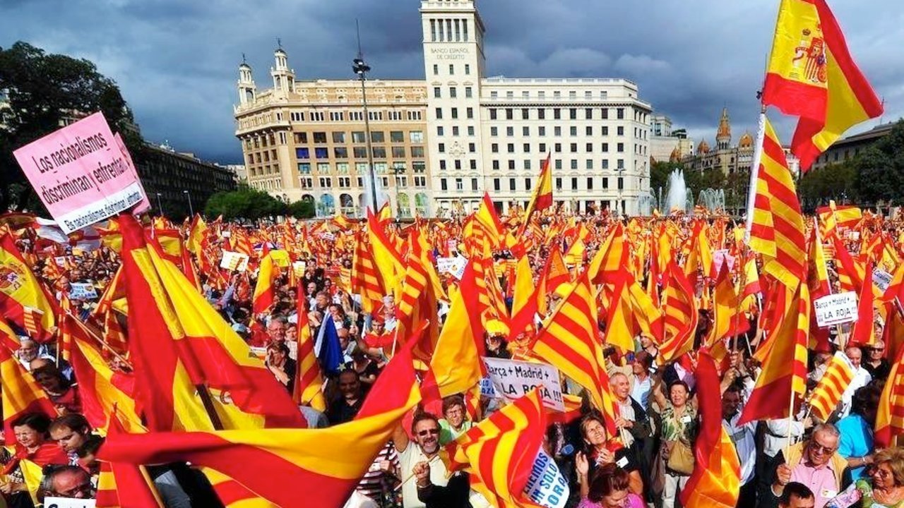 Manifestación a favor de la permanencia de Cataluña en España, el pasado 12 de octubre en Barcelona.
