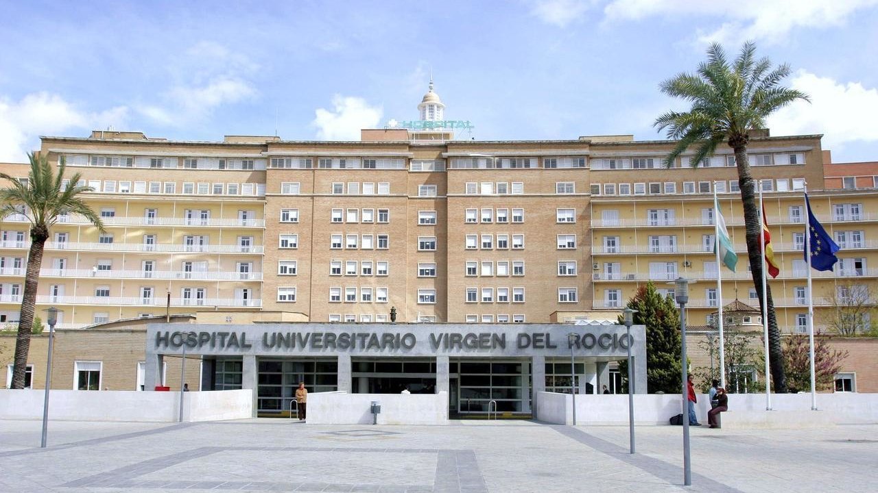 Hospital Virgen del Rocío de Sevilla, centro de referencia de Andalucía contra el ébola.