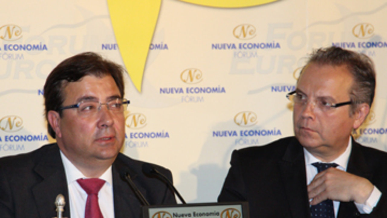 Guillermo Fernández Vara y Antonio Miguel Carmona.