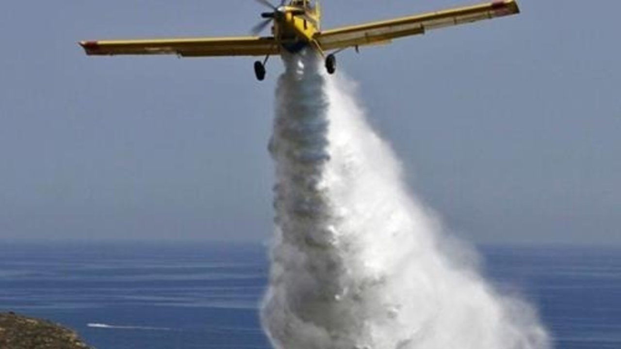 Avión Air Tractor de extinción de incendios de la compañía Martínez Ridao