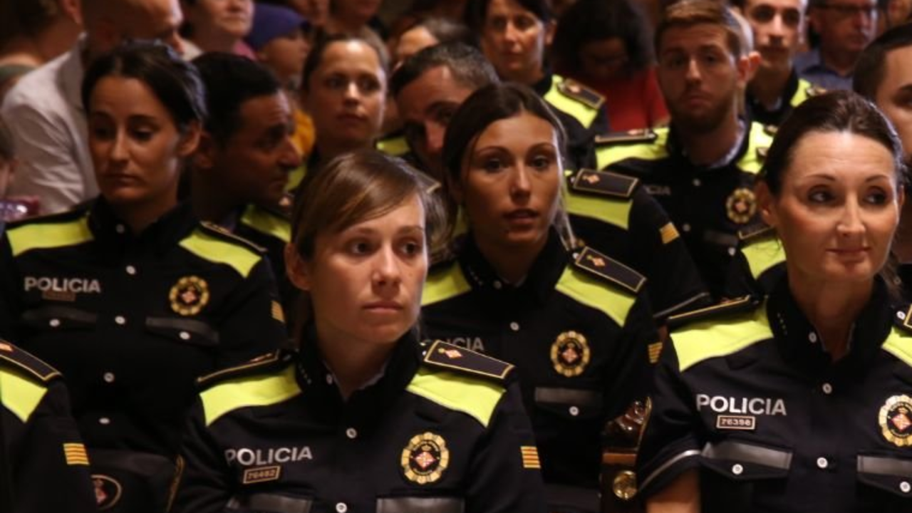 Agentes de la Guardia Urbana de Barcelona, en un acto.