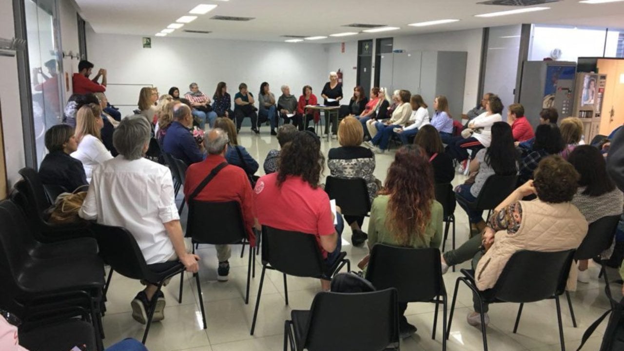 Reunión constituyente de la Asociaciación de Aparadoras de Elche, 2018