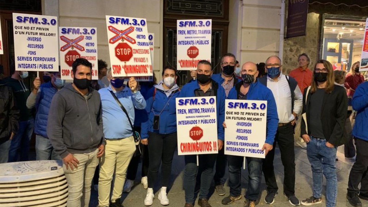 Trabajadores SFM en huelga.