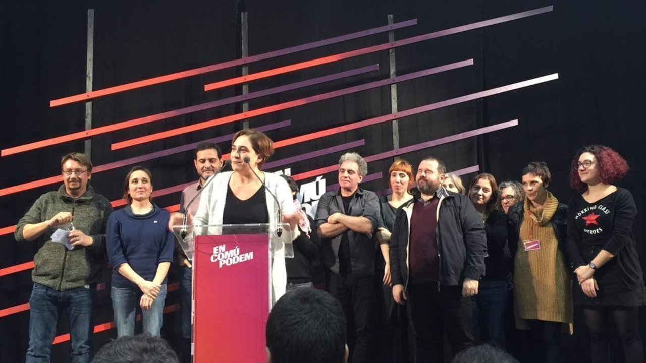 Ada Colau celebra los resultados de En Comú Podem (Fotografía: @EnComu_Podem)