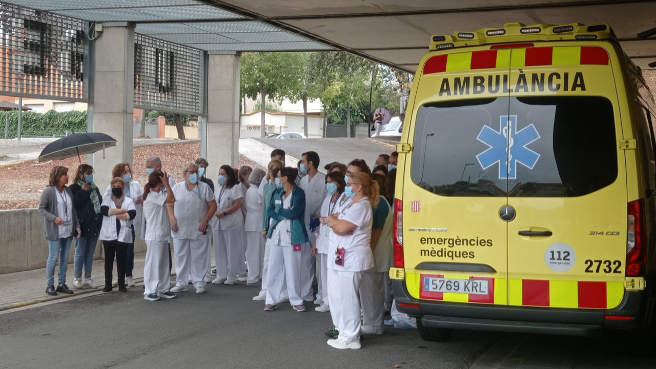 Huelga de los sanitarios a las puertas del hospital