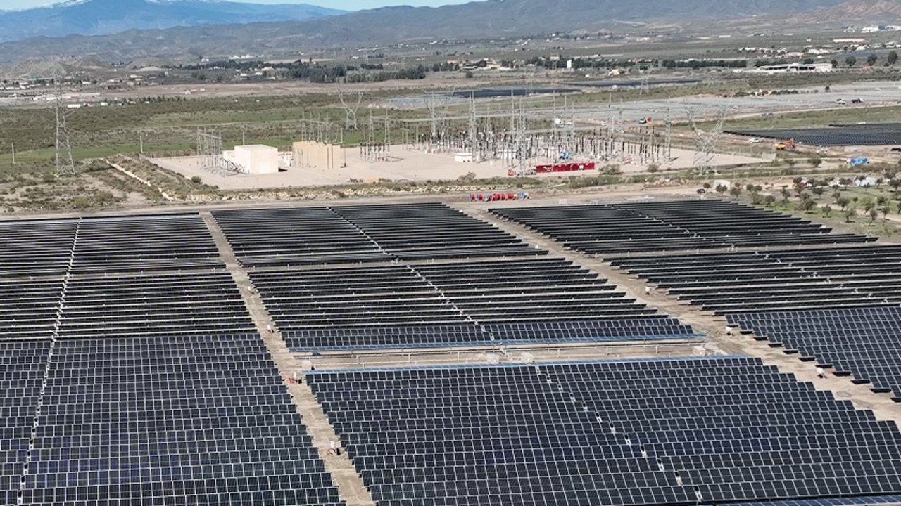 Primeras plantas fotovoltaicas en Andalucía de Naturgy.