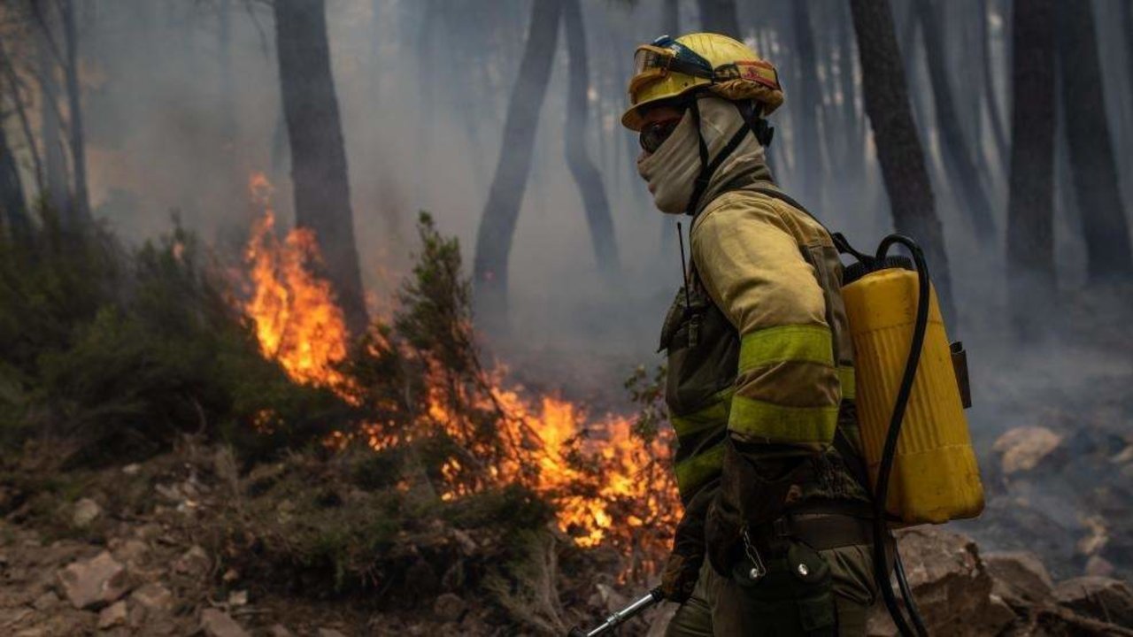 Galicia adelanta los planes de prevención contra incendios por la llegada anticipada de la sequía y las altas temperaturas. 