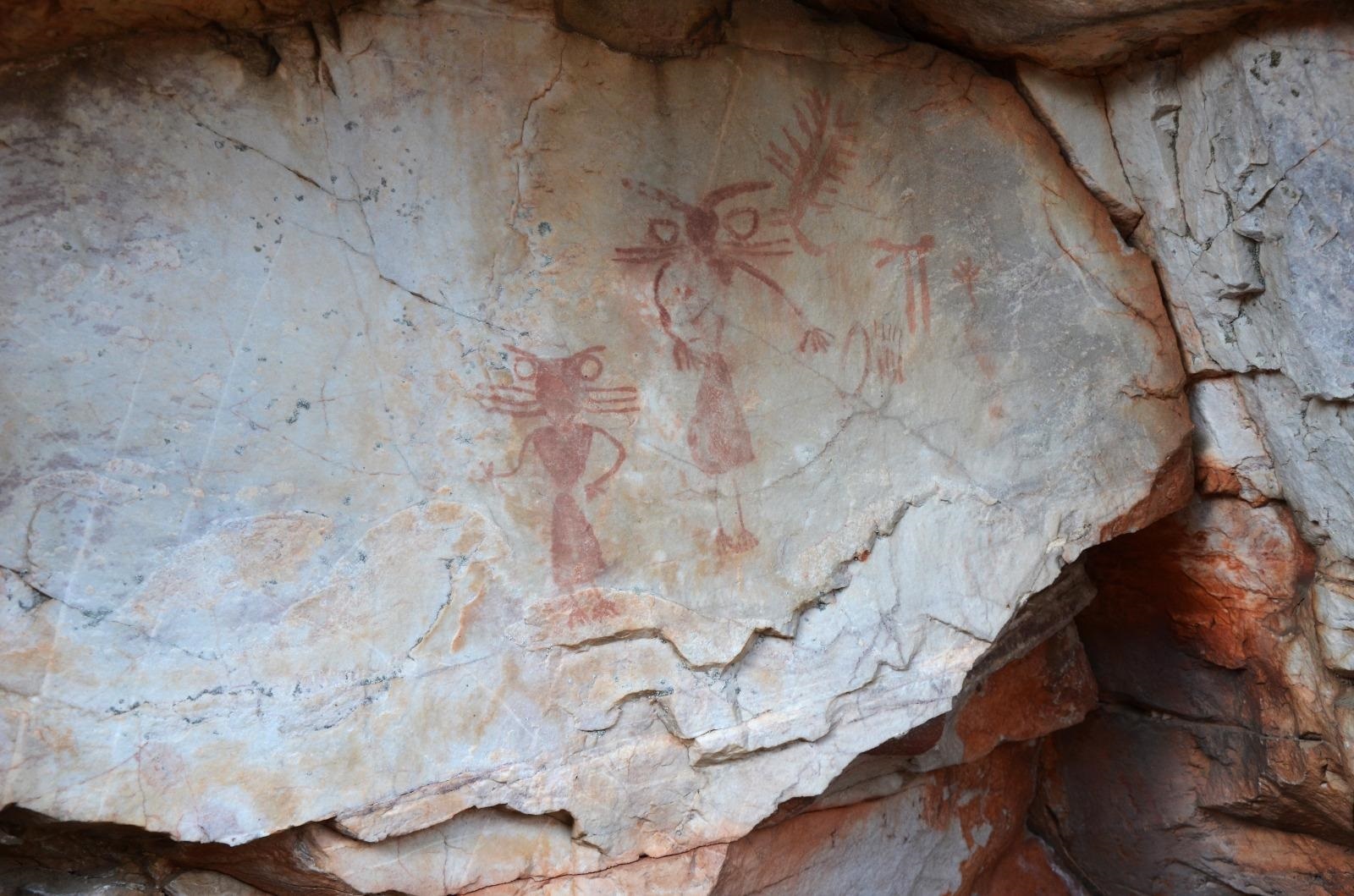 Cultura interviene en la conservación y puesta en valor de las pinturas rupestres de Los Órganos en Despeñaperros.

Foto de ARCHIVO.