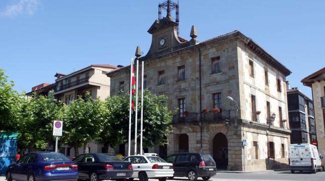 Ayuntamiento de Etxarri Aranatz.