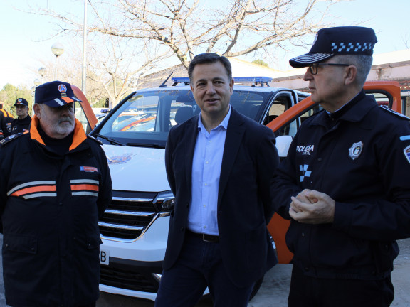 Nuevo furgón de transporte de voluntarios y logística para Protección Civil en Albacete