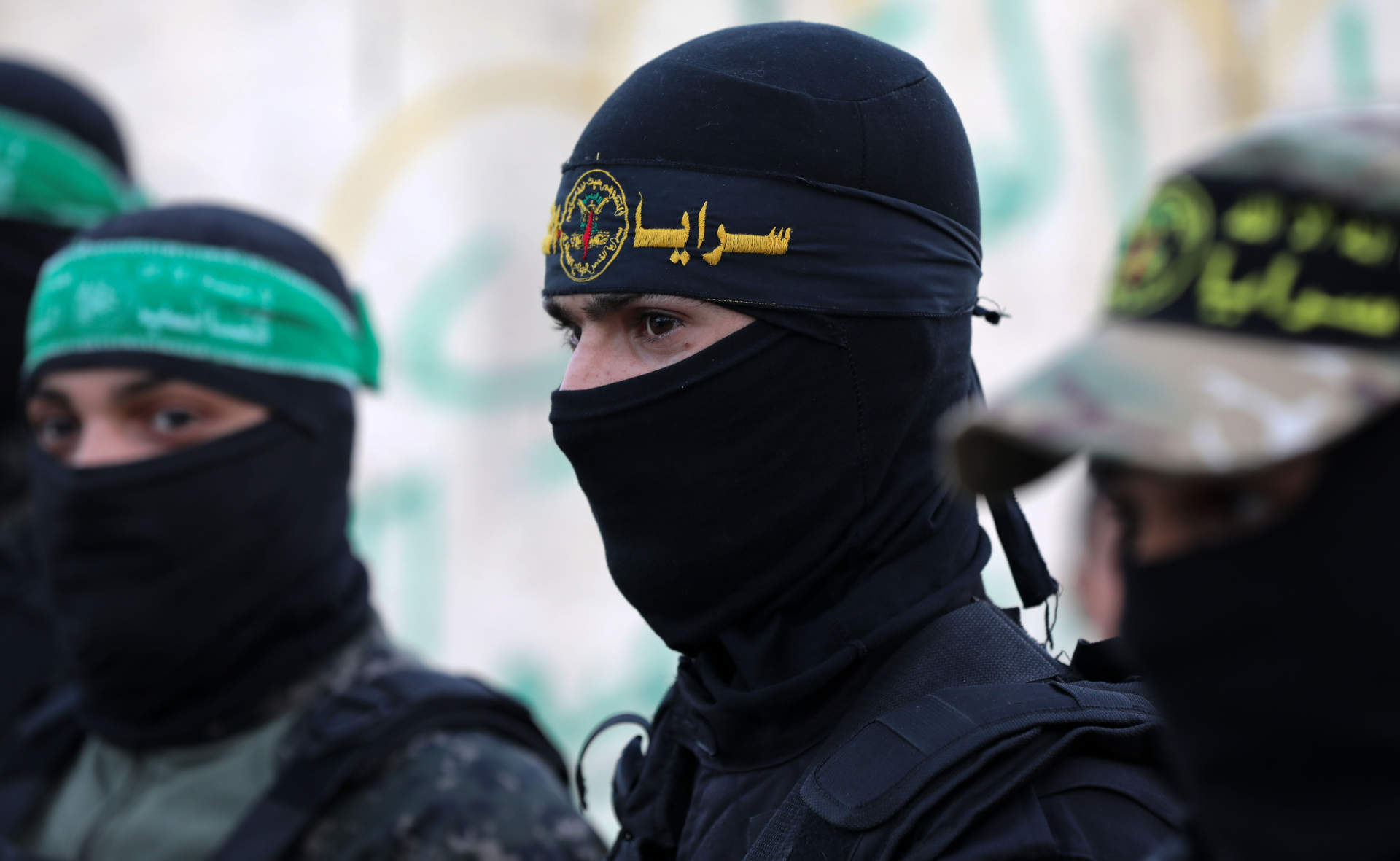 Milicianos de las Brigadas Ezzedin Al-Qasam, de Hamás, y de las Brigadas Al Quds, de Yihad Islámica (Foto: Europa Press / Contacto / Ashraf Amra - Only For Use In Spain).
